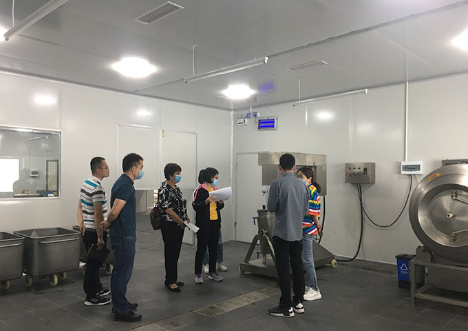 四川錦匠食品有限公司食品生產(chǎn)許可證新增審核現(xiàn)場(chǎng)